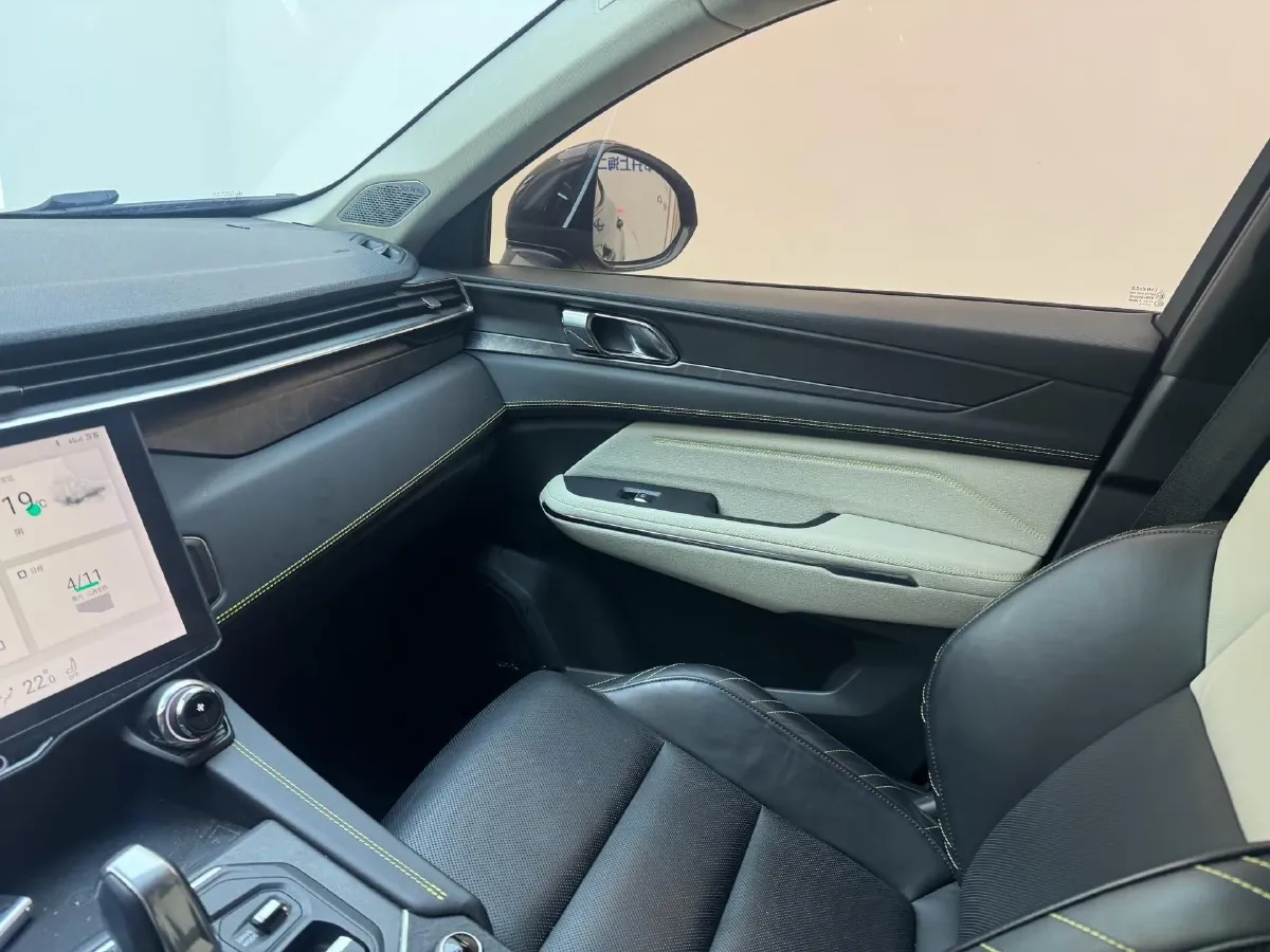 2020 LYNK&CO 05 2.0T 254HP L4 8AT,autocango,china used car exporter,china ev exporter,chinese used car exporter,chinese used ev exporter