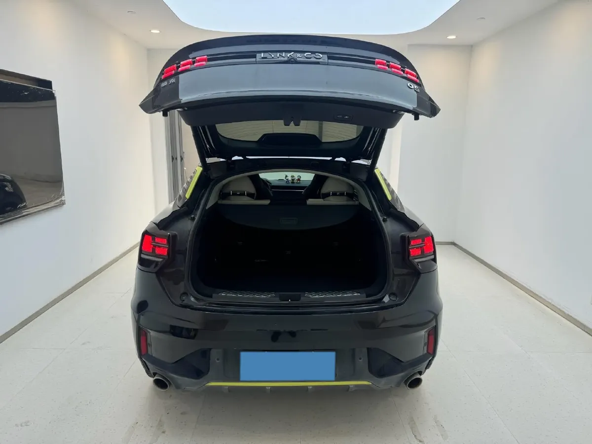 2020 LYNK&CO 05 2.0T 254HP L4 8AT,autocango,china used car exporter,china ev exporter,chinese used car exporter,chinese used ev exporter