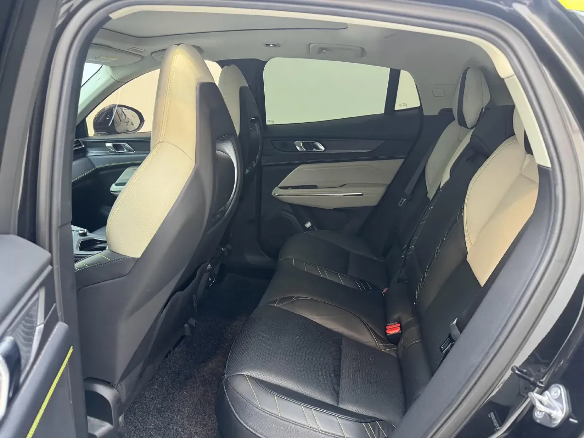 2020 LYNK&CO 05 2.0T 254HP L4 8AT,autocango,china used car exporter,china ev exporter,chinese used car exporter,chinese used ev exporter