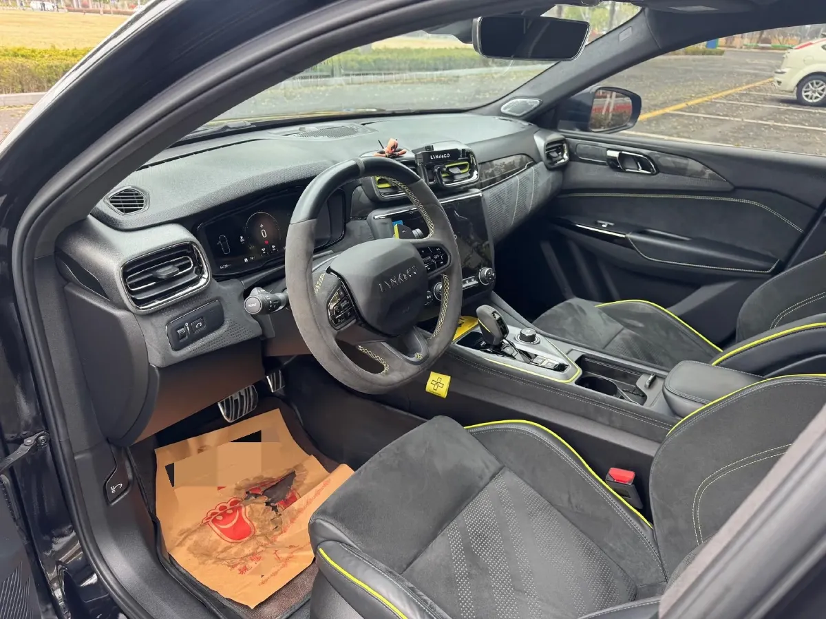 2022 LYNK&CO 03 2.0T 254HP L4 8AT,autocango,china used car exporter,china ev exporter,chinese used car exporter,chinese used ev exporter