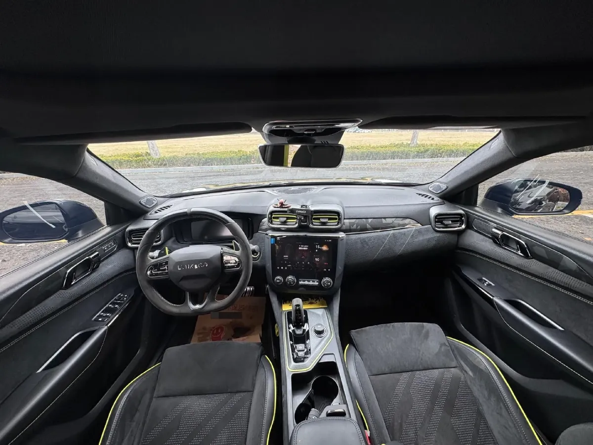 2022 LYNK&CO 03 2.0T 254HP L4 8AT,autocango,china used car exporter,china ev exporter,chinese used car exporter,chinese used ev exporter