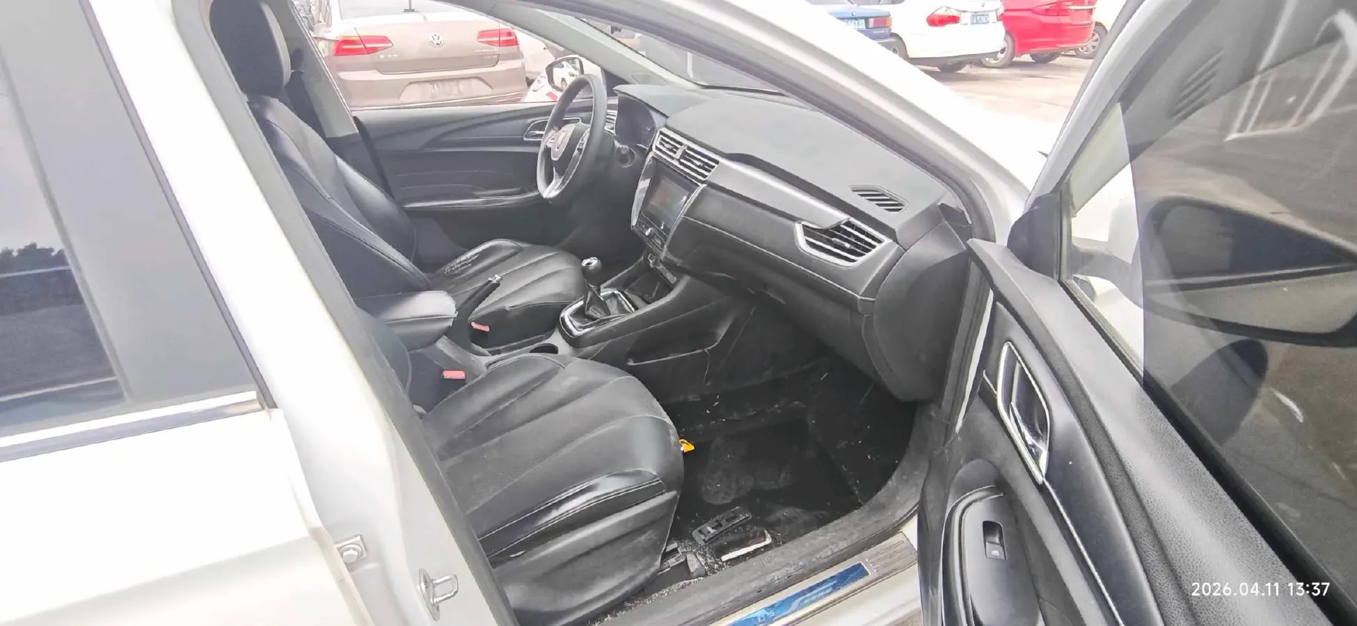 2019 Roewe i5 1.5L 120HP L4 5MT,autocango,china used car exporter,china ev exporter,chinese used car exporter,chinese used ev exporter