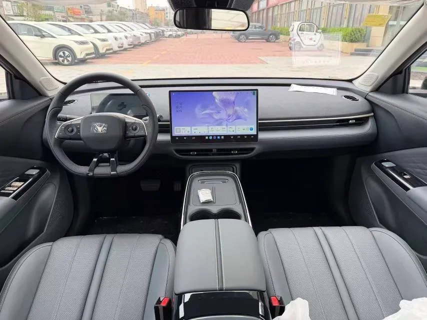 2026 ARCFOX T1 BEV,autocango,china used car exporter,china ev exporter,chinese used car exporter,chinese used ev exporter