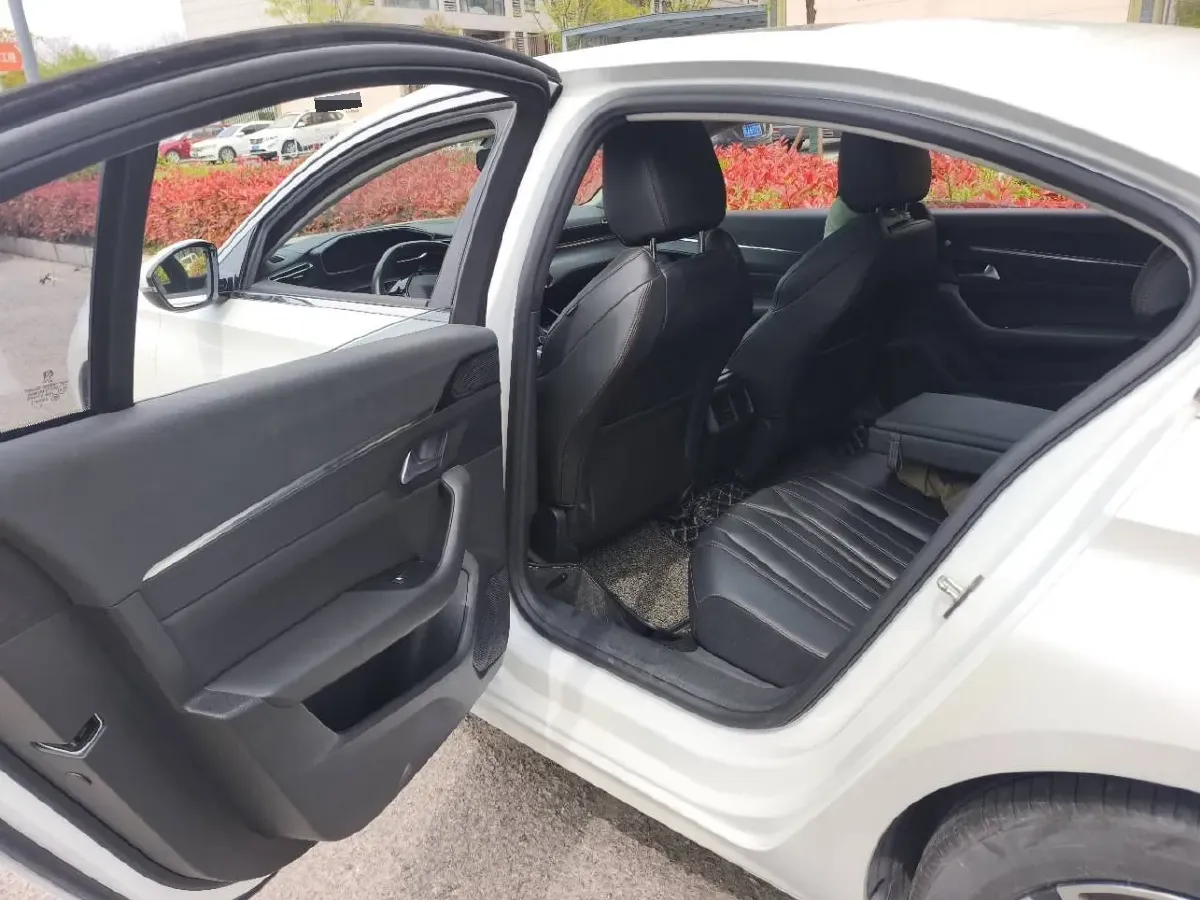 2019 Peugeot 508 1.8T 211HP L4 8AT,autocango,china used car exporter,china ev exporter,chinese used car exporter,chinese used ev exporter