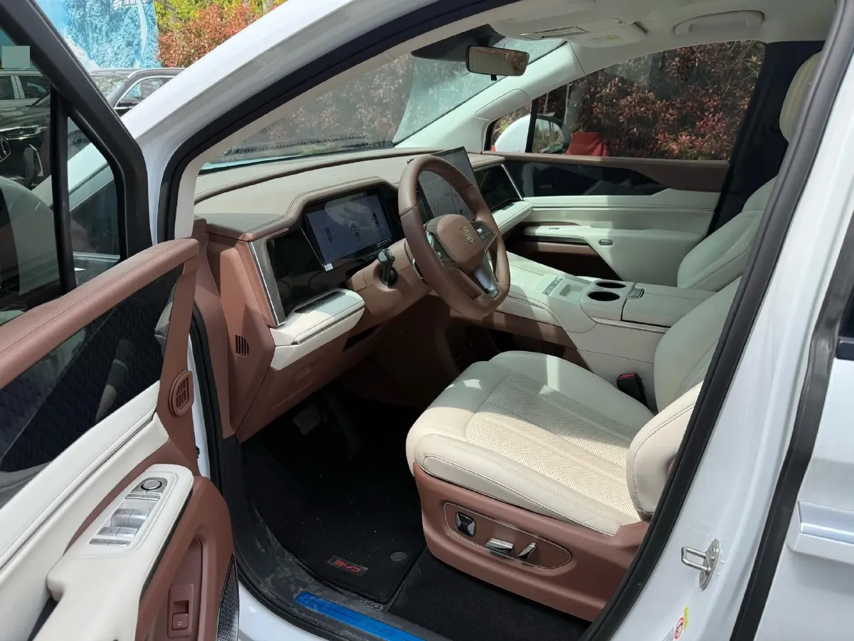 2025 BYD Xia 1.5T 156HP L4 E-CVT PHEV 36.6KWH,autocango,china used car exporter,china ev exporter,chinese used car exporter,chinese used ev exporter