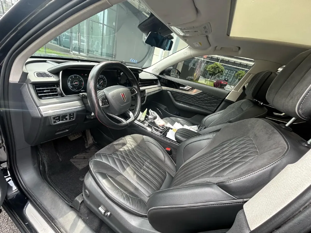 2022 HongQi HS5 2.0T 224HP L4 6AT,autocango,china used car exporter,china ev exporter,chinese used car exporter,chinese used ev exporter