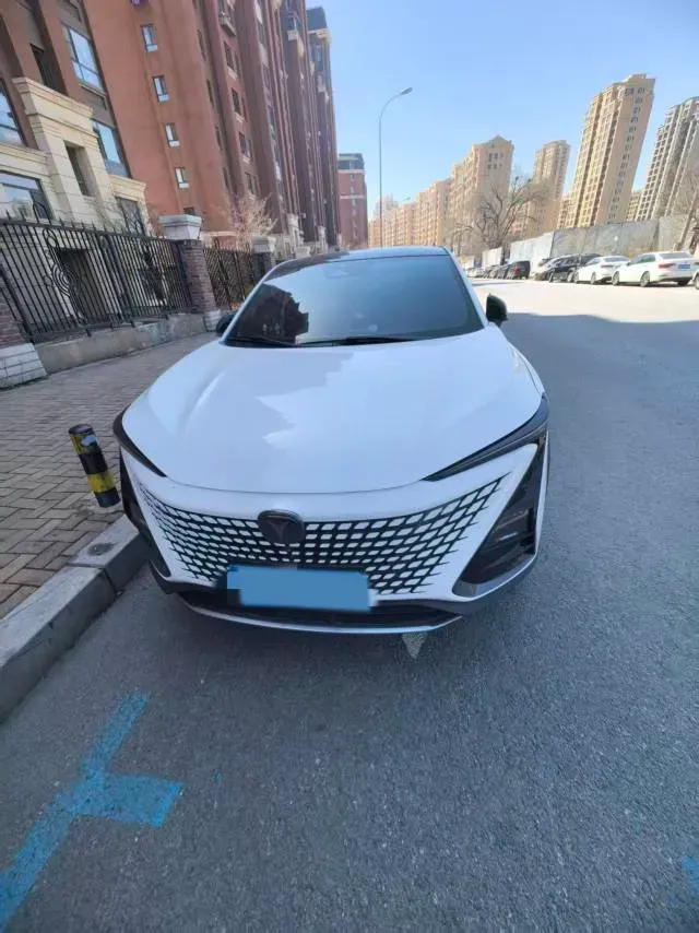 2022 ChangAn UNI-T 1.5T 188HP L4 7DCT,autocango,china used car exporter,china ev exporter,chinese used car exporter,chinese used ev exporter