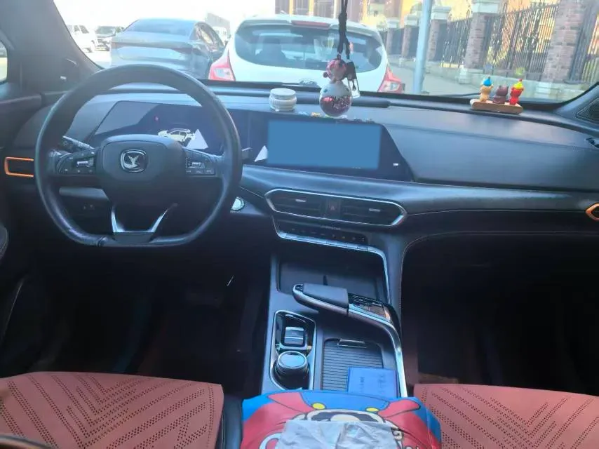 2022 ChangAn UNI-T 1.5T 188HP L4 7DCT,autocango,china used car exporter,china ev exporter,chinese used car exporter,chinese used ev exporter