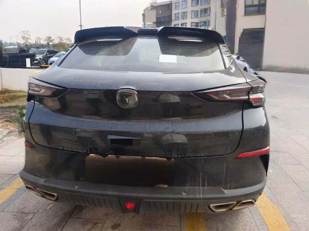 2022 ChangAn UNI-T 1.5T 188HP L4 7DCT,autocango,china used car exporter,china ev exporter,chinese used car exporter,chinese used ev exporter