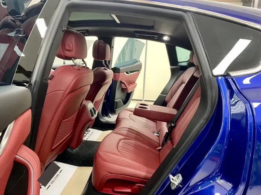 2021 Maserati Levante 3.0T 350HP V6 8AT,autocango,china used car exporter,china ev exporter,chinese used car exporter,chinese used ev exporter