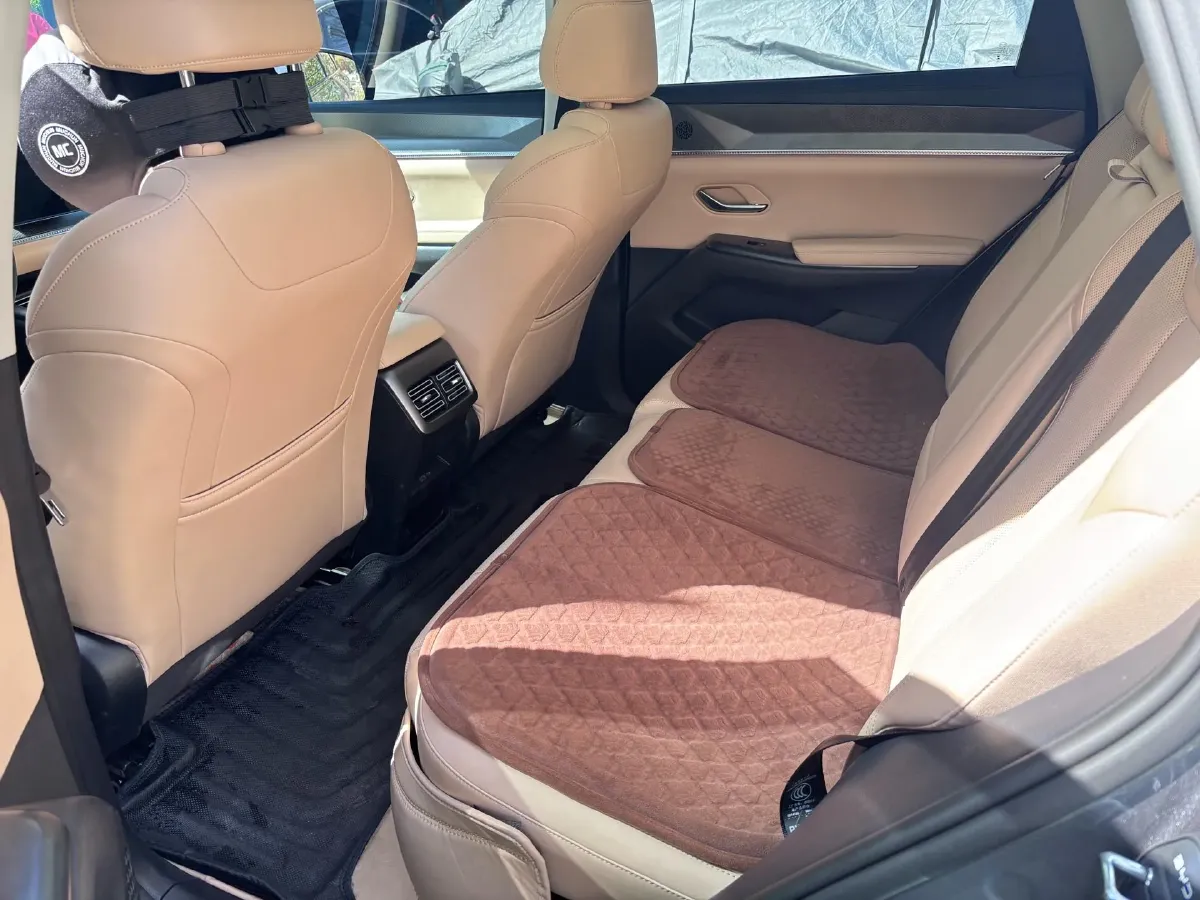 2025 BYD Song Pro 1.5L 101HP L4 E-CVT PHEV 18.3KWH,autocango,china used car exporter,china ev exporter,chinese used car exporter,chinese used ev exporter