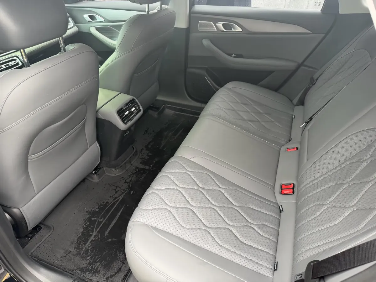 2025 Geely Galaxy A7 1.5L 112HP L4 1DHT PHEV,autocango,china used car exporter,china ev exporter,chinese used car exporter,chinese used ev exporter