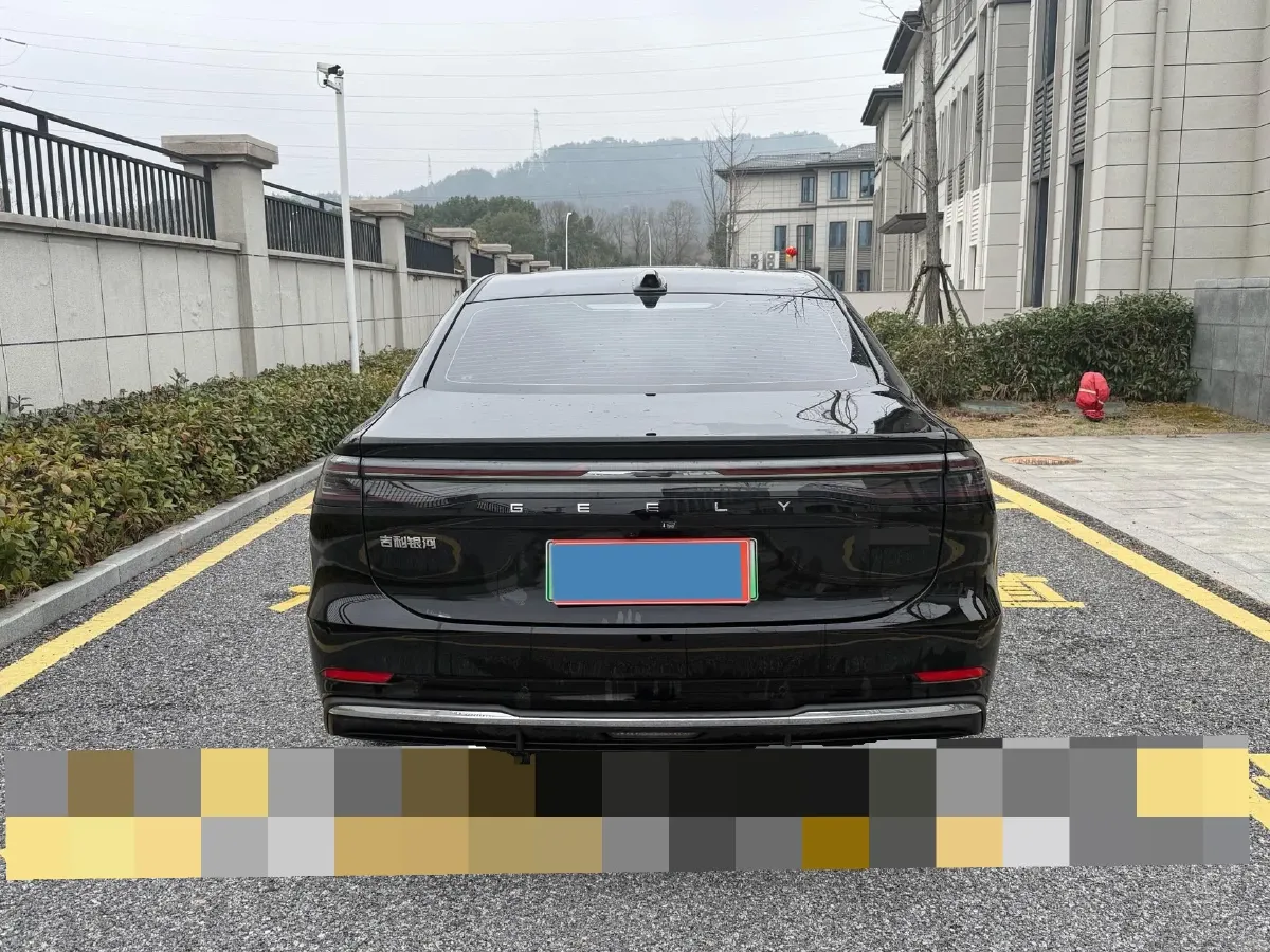 2025 Geely Galaxy A7 1.5L 112HP L4 1DHT PHEV,autocango,china used car exporter,china ev exporter,chinese used car exporter,chinese used ev exporter