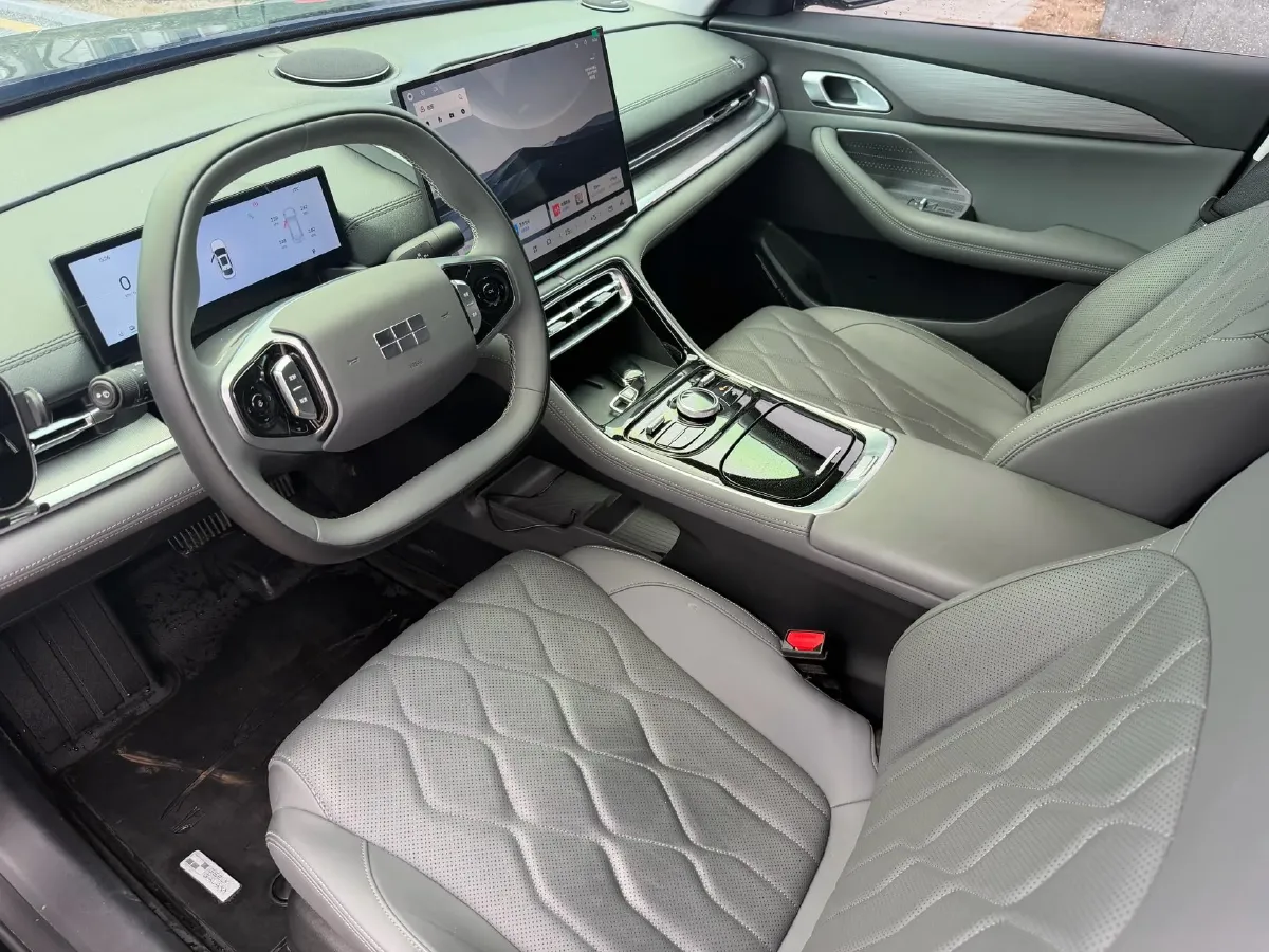 2025 Geely Galaxy A7 1.5L 112HP L4 1DHT PHEV,autocango,china used car exporter,china ev exporter,chinese used car exporter,chinese used ev exporter