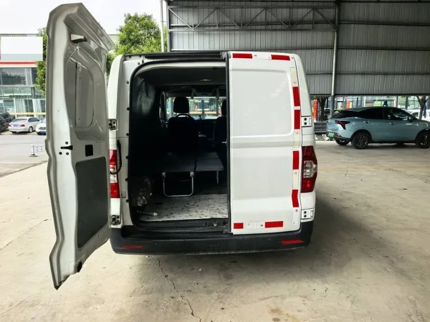 2021 Bestune T77 1.5T 169HP L4 7DCT,autocango,china used car exporter,china ev exporter,chinese used car exporter,chinese used ev exporter