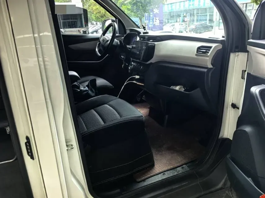 2021 Bestune T77 1.5T 169HP L4 7DCT,autocango,china used car exporter,china ev exporter,chinese used car exporter,chinese used ev exporter