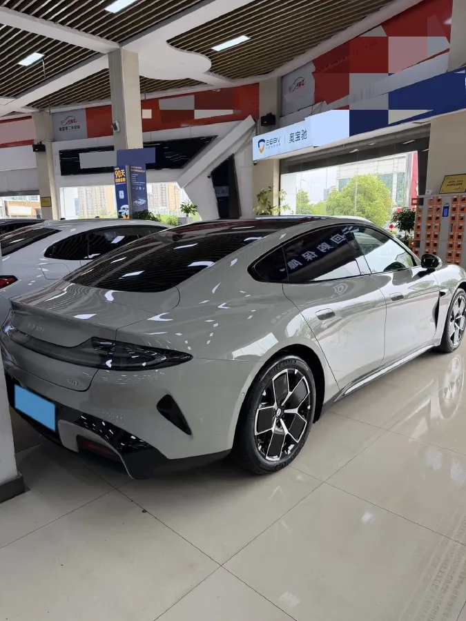 2024 MI SU7 BEV 73.6KWH,autocango,china used car exporter,china ev exporter,chinese used car exporter,chinese used ev exporter