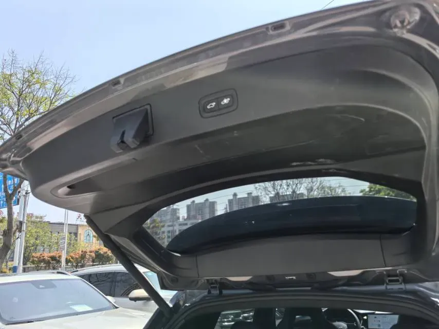 2023 LYNK&CO 06 1.5T 181HP L4 7DCT,autocango,china used car exporter,china ev exporter,chinese used car exporter,chinese used ev exporter