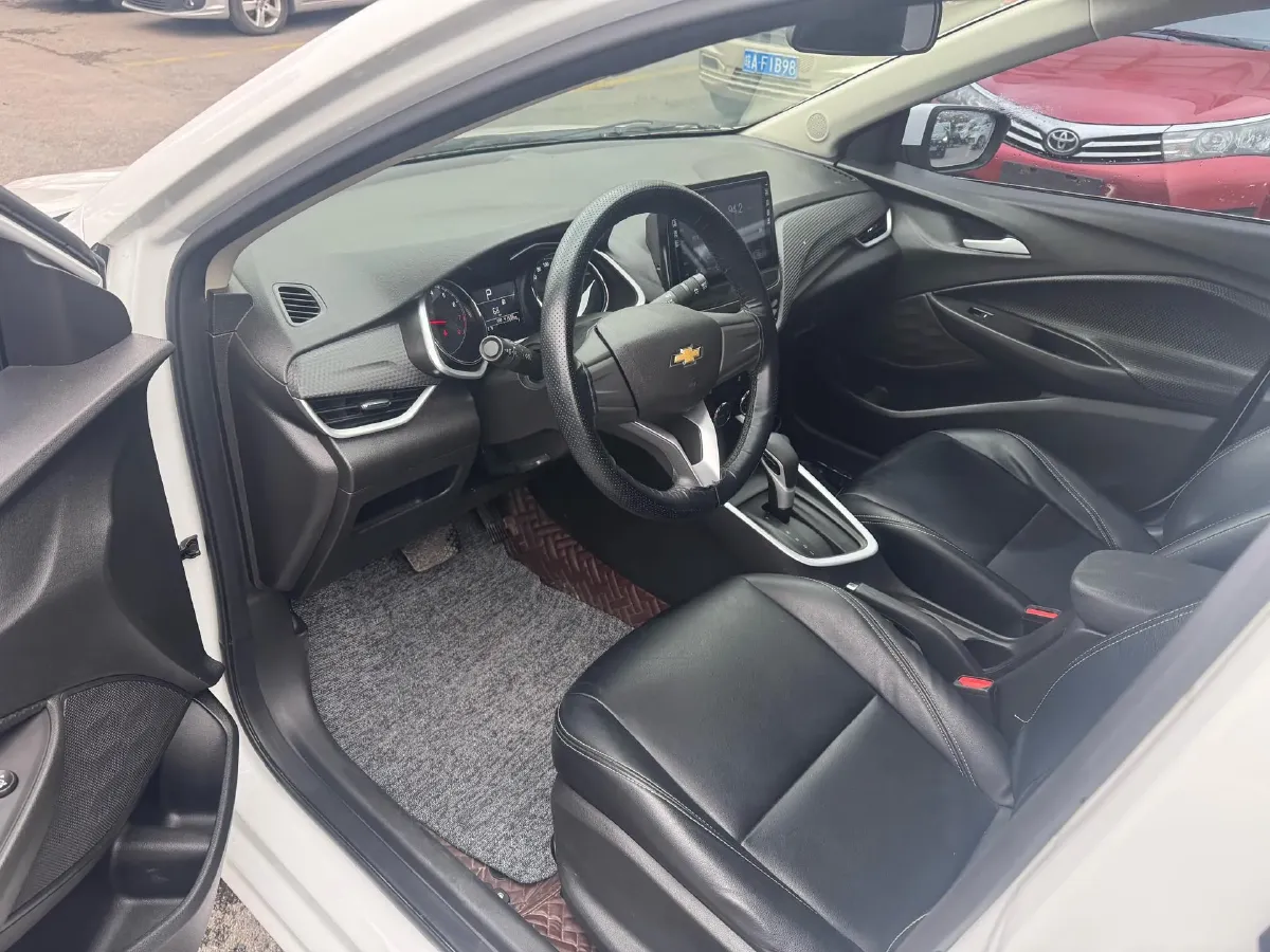 2021 Chevrolet Cavalier 1.0T 125HP L3 6AT,autocango,china used car exporter,china ev exporter,chinese used car exporter,chinese used ev exporter