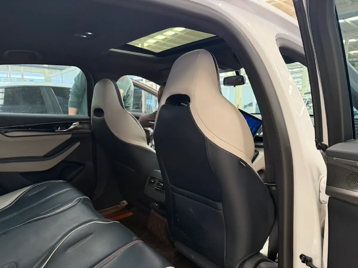 2021 Haval F7 1.5T 169HP L4 7DCT,autocango,china used car exporter,china ev exporter,chinese used car exporter,chinese used ev exporter