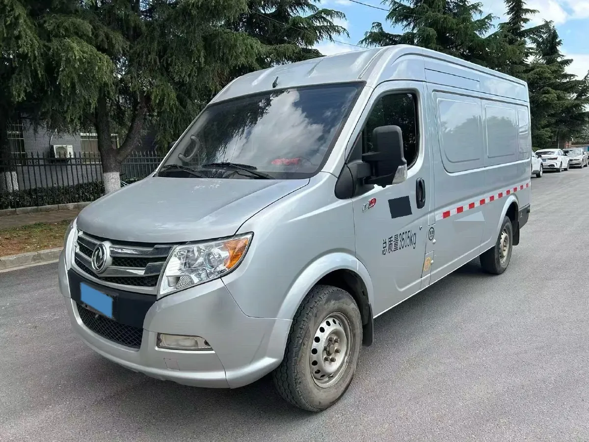 2021 DongFeng DFAC YuFeng 2.0T 136HP L4 6MT,autocango,china used car exporter,china ev exporter,chinese used car exporter,chinese used ev exporter