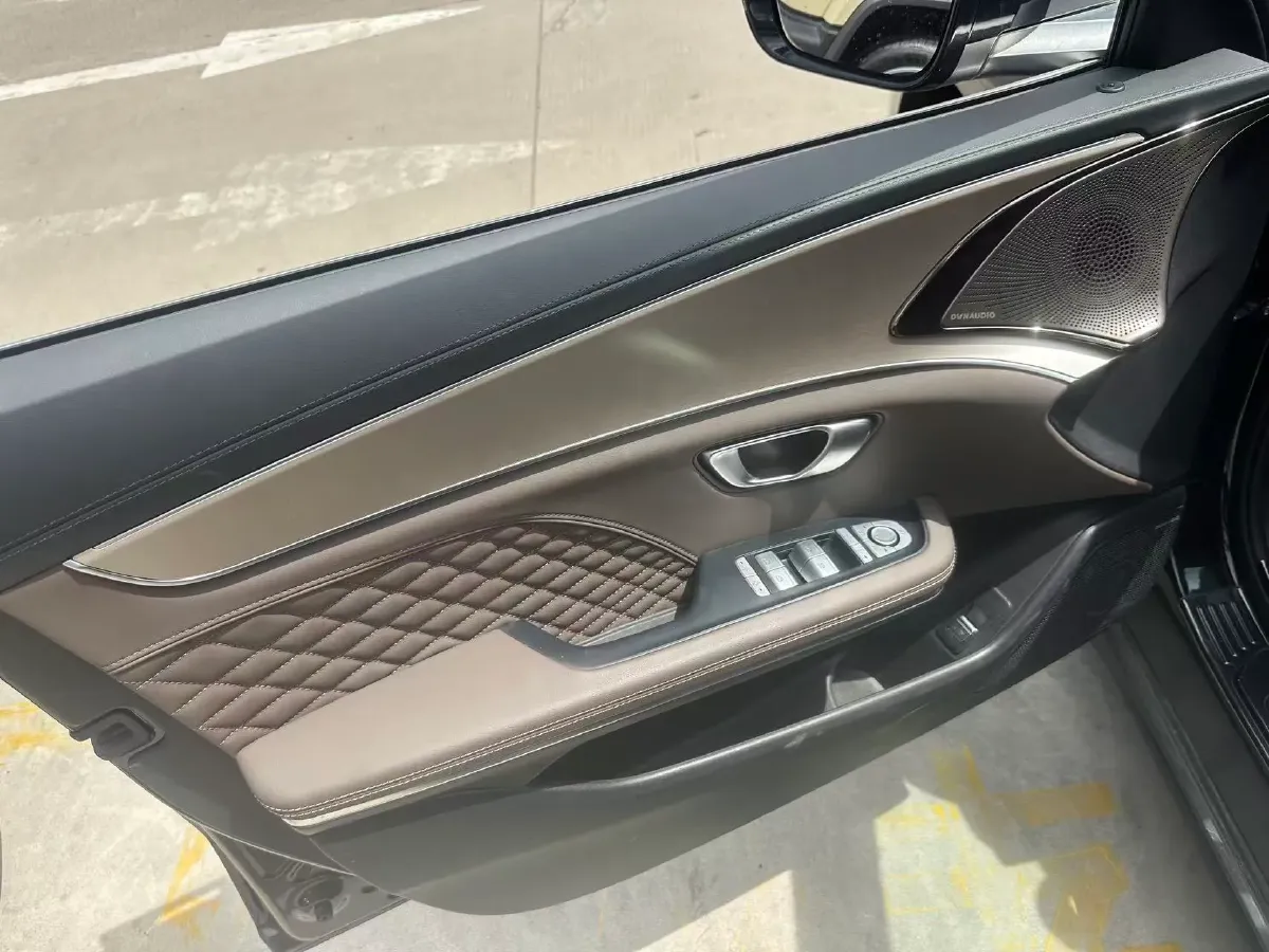 2023 BYD Han 1.5T 139HP L4 E-CVT PHEV 18.316KWH,autocango,china used car exporter,china ev exporter,chinese used car exporter,chinese used ev exporter