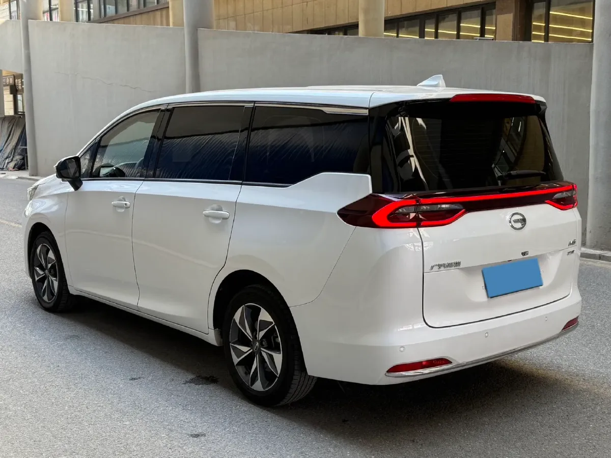 2021 GAC Trumpchi M6 1.5T 169HP L4 7DCT,autocango,china used car exporter,china ev exporter,chinese used car exporter,chinese used ev exporter