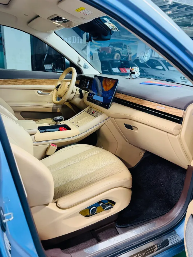 2024 Jaguar E-PACE 1.5T 200HP L3 8AT,autocango,china used car exporter,china ev exporter,chinese used car exporter,chinese used ev exporter