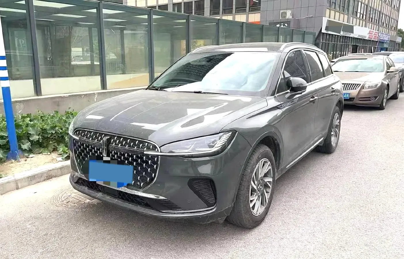 2024 Lincoln Corsair 2.0T 261HP L4 8AT,autocango,china used car exporter,china ev exporter,chinese used car exporter,chinese used ev exporter
