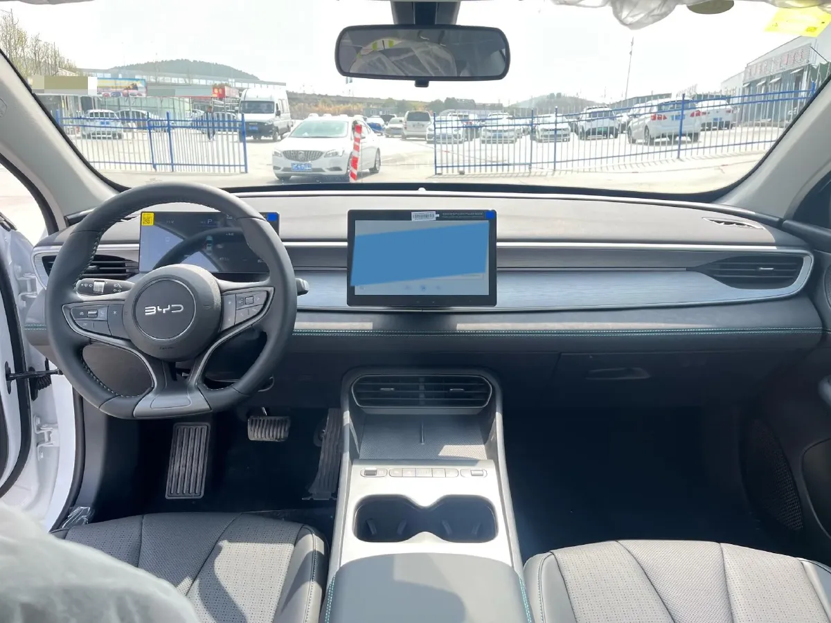 2026 BYD Seal05 DM-i 1.5L 101HP L4 E-CVT PHEV,autocango,china used car exporter,china ev exporter,chinese used car exporter,chinese used ev exporter