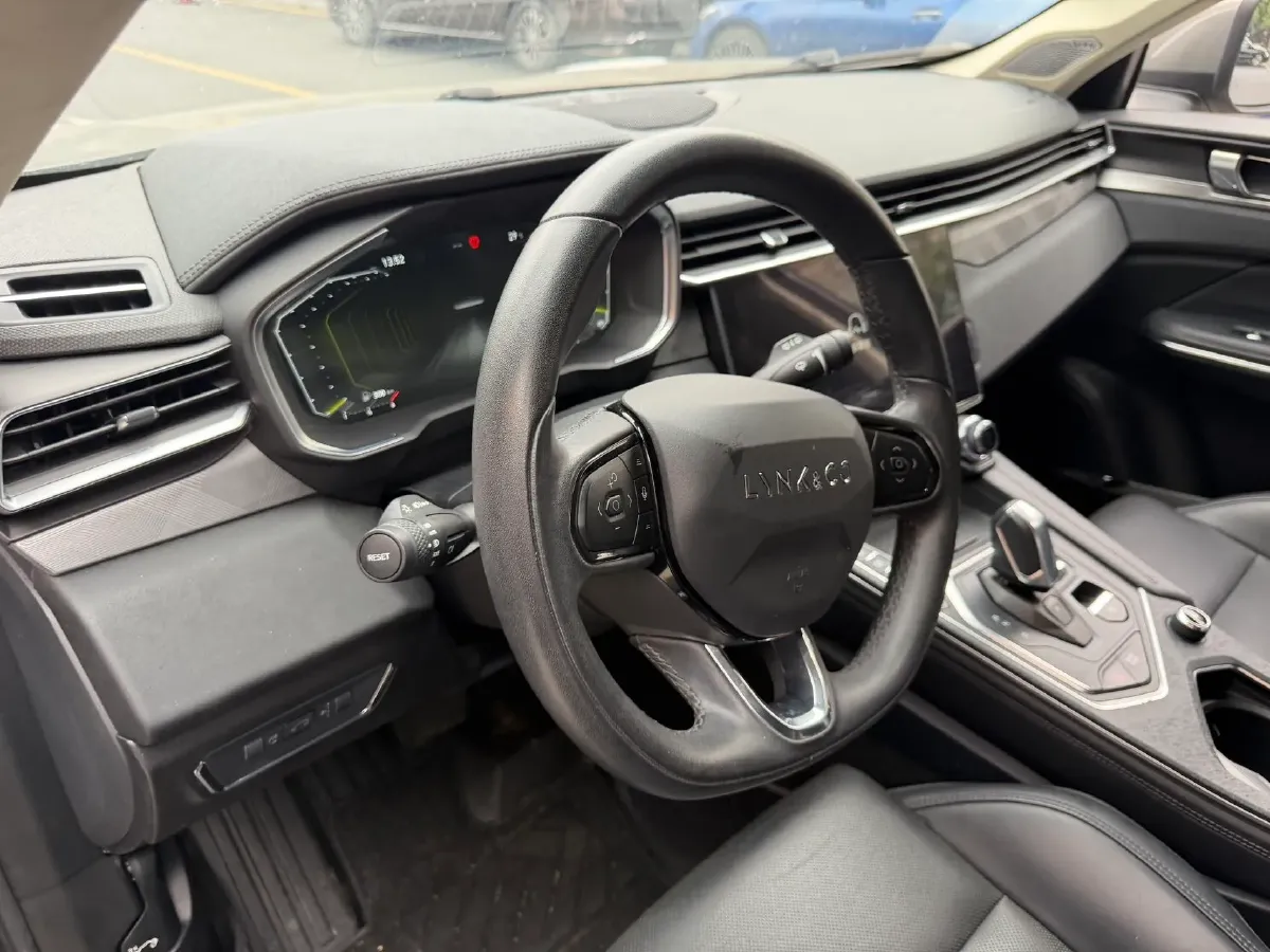 2021 LYNK&CO 01 2.0T 218HP L4 8AT,autocango,china used car exporter,china ev exporter,chinese used car exporter,chinese used ev exporter