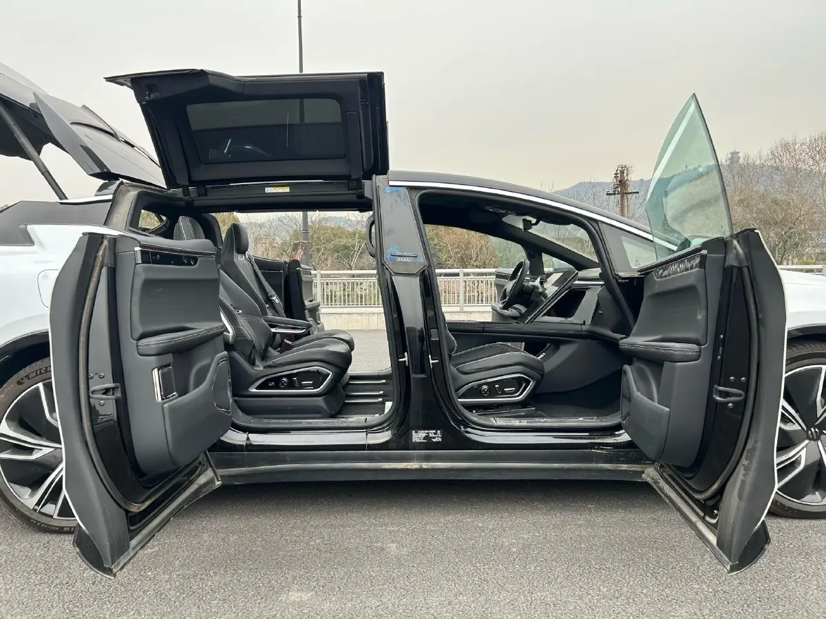 2022 HiPhi X BEV 97KWH,autocango,china used car exporter,china ev exporter,chinese used car exporter,chinese used ev exporter