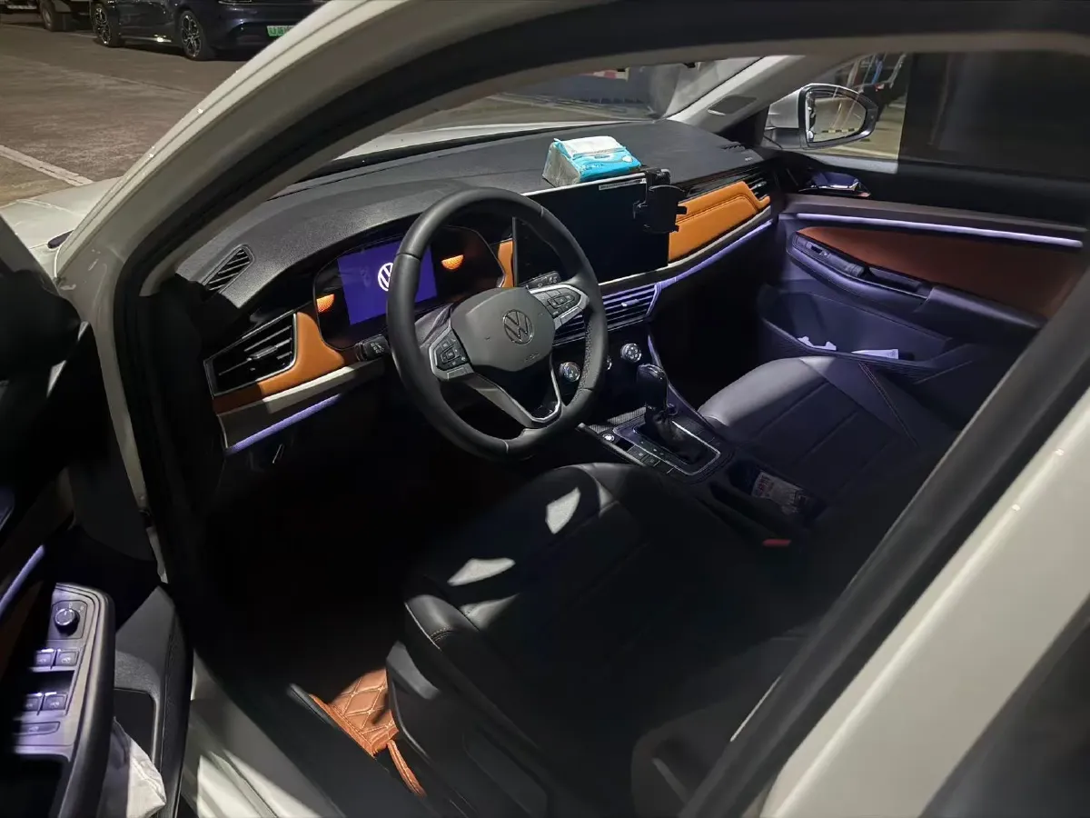 2023 Volkswagen Bora 1.2T 116HP L4 7DCT,autocango,china used car exporter,china ev exporter,chinese used car exporter,chinese used ev exporter