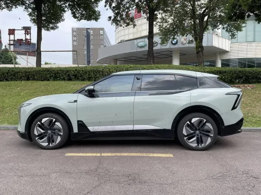 2023 HiPhi Y BEV 76.6KWH,autocango,china used car exporter,china ev exporter,chinese used car exporter,chinese used ev exporter