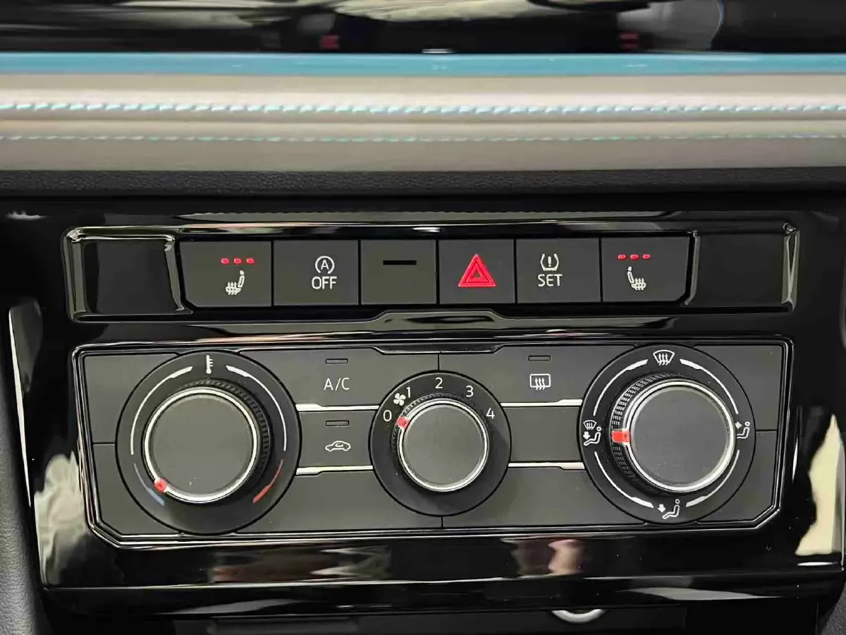 2023 Jetta VS5 1.4T 150HP L4 6AT,autocango,china used car exporter,china ev exporter,chinese used car exporter,chinese used ev exporter