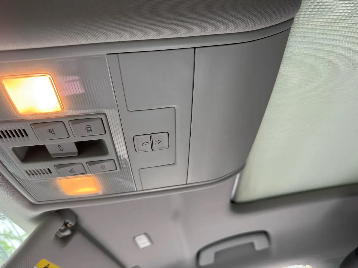 2019 Chevrolet Equinox 2.0T 260HP L4 9AT,autocango,china used car exporter,china ev exporter,chinese used car exporter,chinese used ev exporter