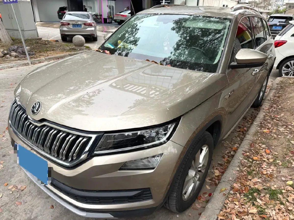 2019 Chevrolet Equinox 2.0T 260HP L4 9AT,autocango,china used car exporter,china ev exporter,chinese used car exporter,chinese used ev exporter