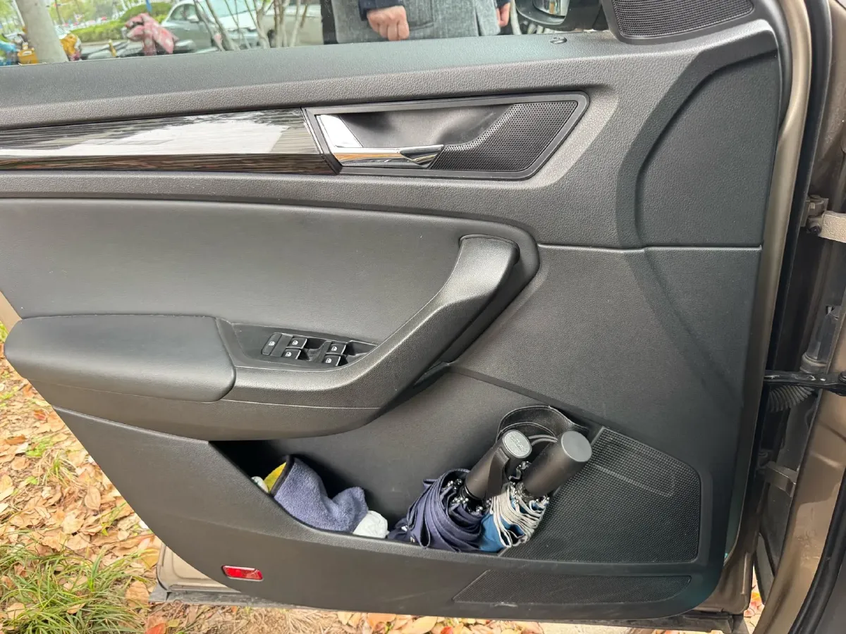 2019 Chevrolet Equinox 2.0T 260HP L4 9AT,autocango,china used car exporter,china ev exporter,chinese used car exporter,chinese used ev exporter