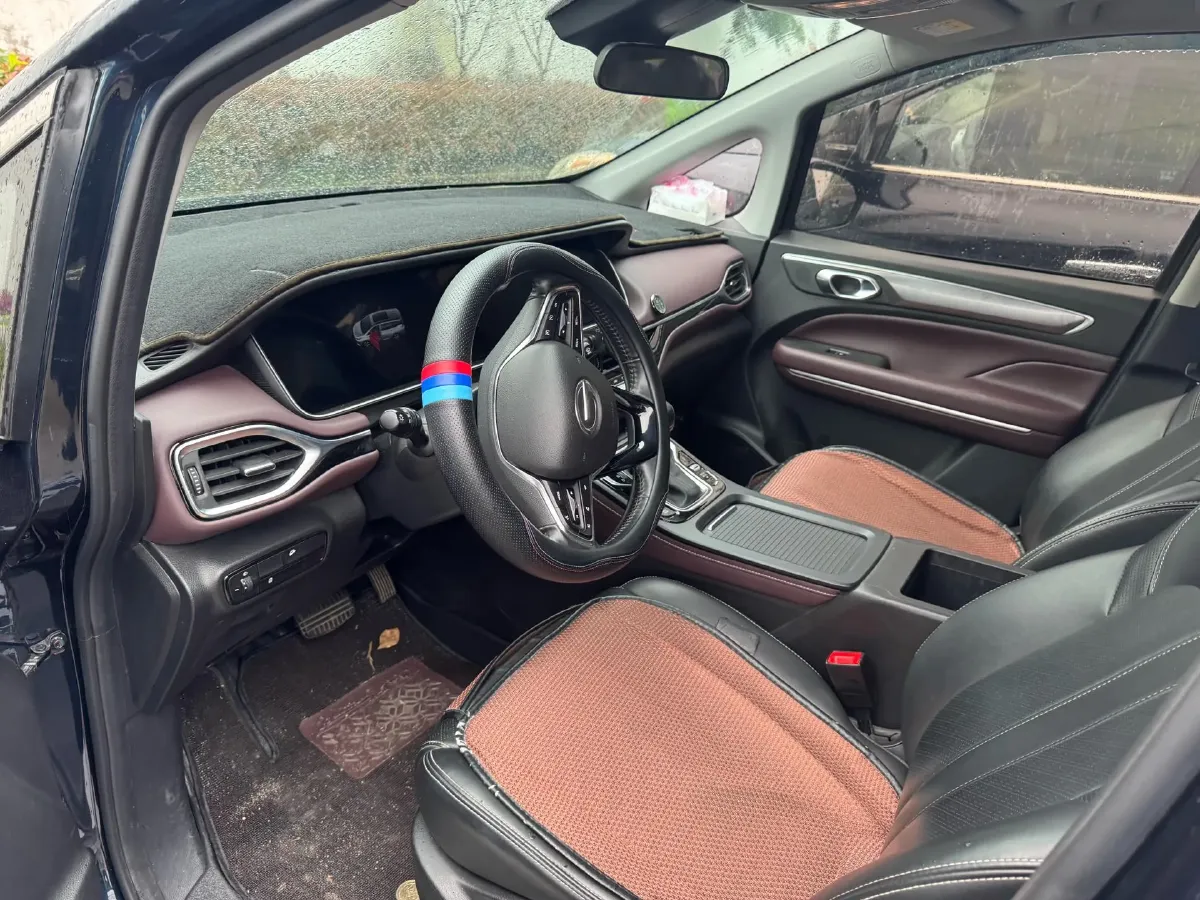 2021 GAC Trumpchi M6 1.5T 169HP L4 7DCT,autocango,china used car exporter,china ev exporter,chinese used car exporter,chinese used ev exporter