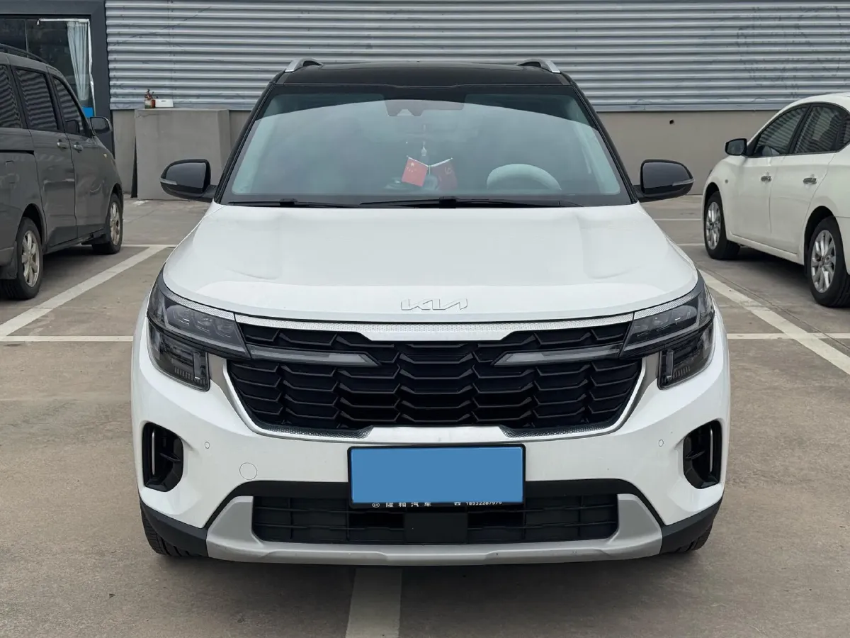 2023 Kia Seltos 1.5L 115HP L4 CVT,autocango,china used car exporter,china ev exporter,chinese used car exporter,chinese used ev exporter