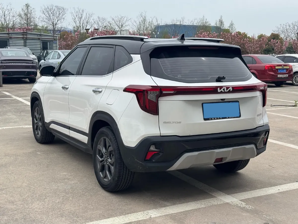 2023 Kia Seltos 1.5L 115HP L4 CVT,autocango,china used car exporter,china ev exporter,chinese used car exporter,chinese used ev exporter