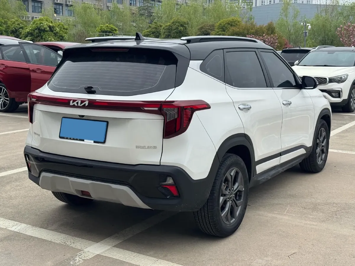 2023 Kia Seltos 1.5L 115HP L4 CVT,autocango,china used car exporter,china ev exporter,chinese used car exporter,chinese used ev exporter