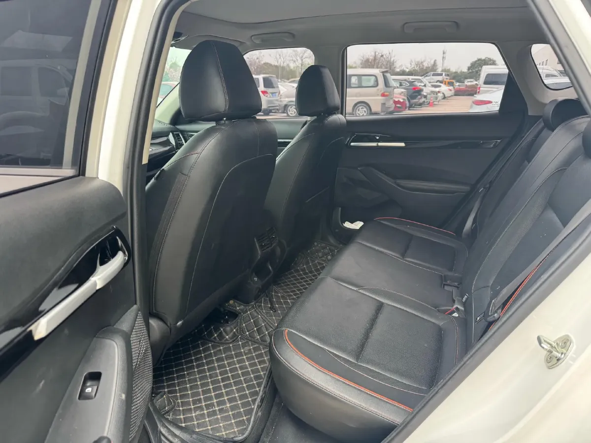 2023 Kia Seltos 1.5L 115HP L4 CVT,autocango,china used car exporter,china ev exporter,chinese used car exporter,chinese used ev exporter