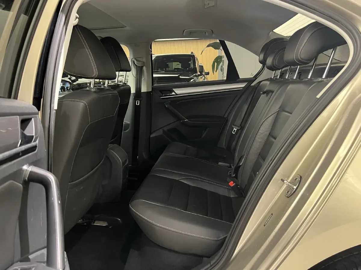 2018 Volkswagen Bora 1.5L 110HP L4 6AT,autocango,china used car exporter,china ev exporter,chinese used car exporter,chinese used ev exporter