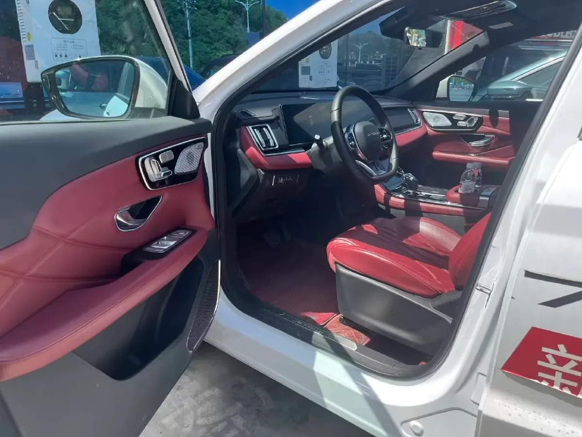 2024 Jetour X70 Plus 1.6T 197HP L4 7DCT,autocango,china used car exporter,china ev exporter,chinese used car exporter,chinese used ev exporter