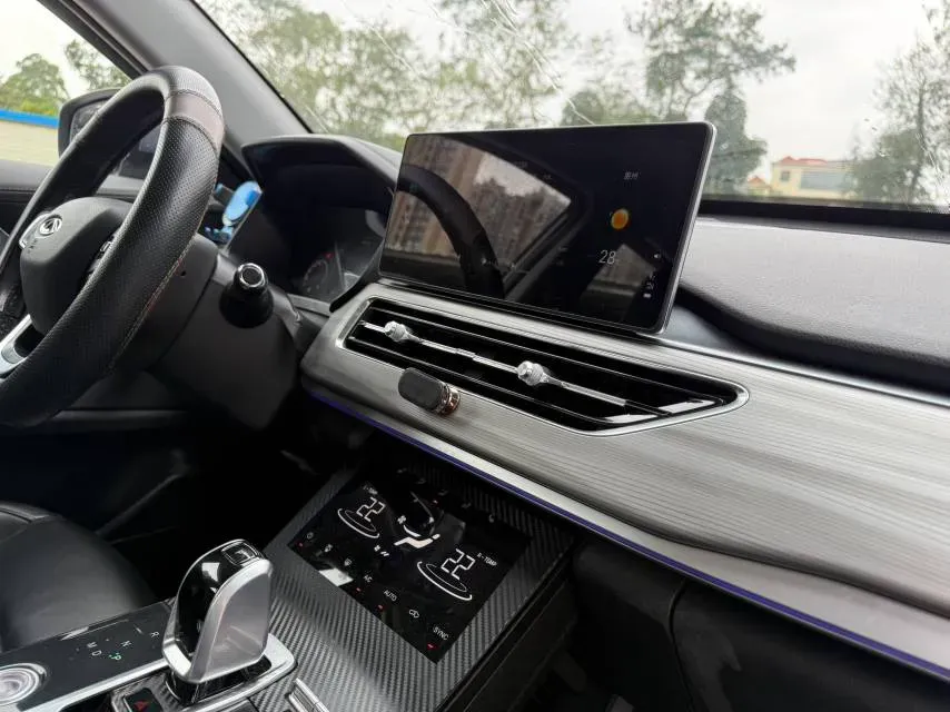 2021 Chery Tiggo 8 2.0T 254HP L4 7DCT,autocango,china used car exporter,china ev exporter,chinese used car exporter,chinese used ev exporter