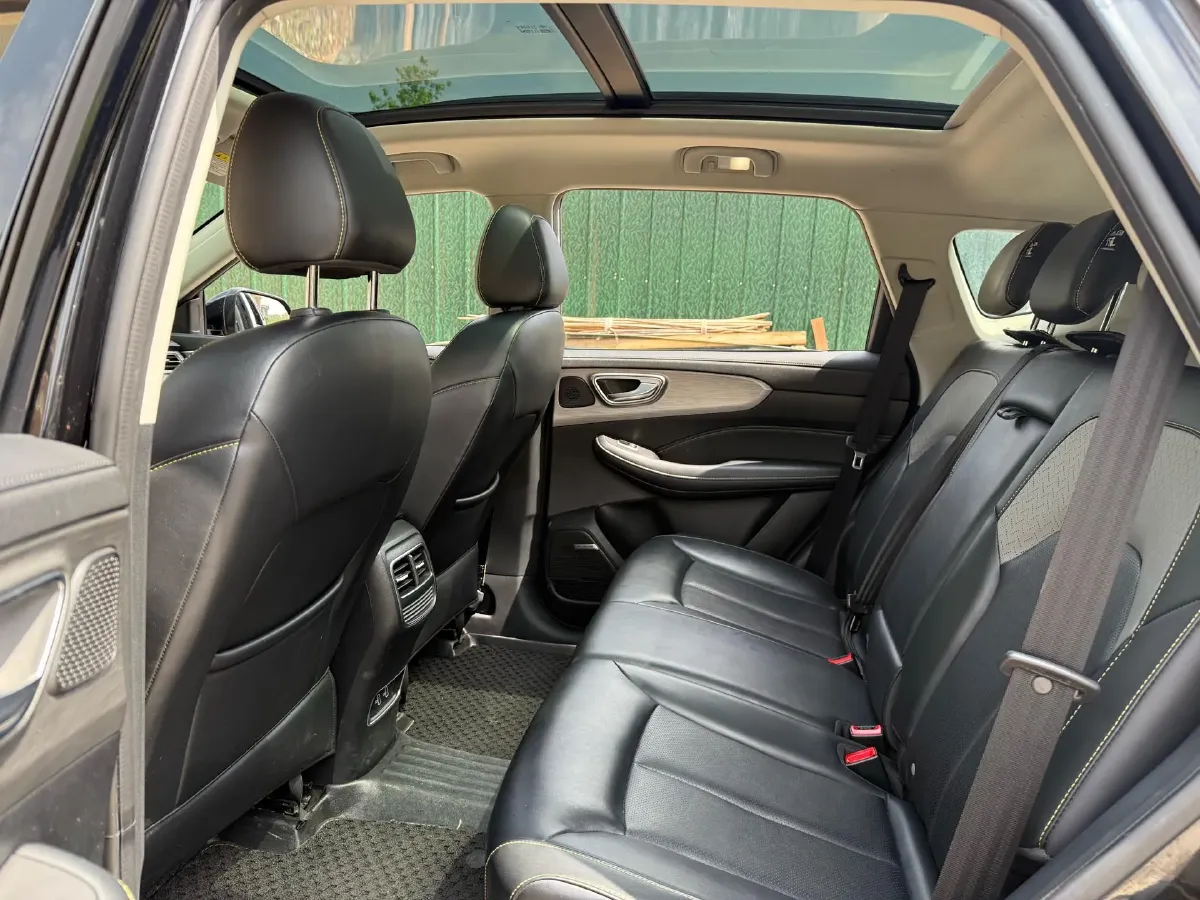 2021 Roewe RX5 1.5T 173HP L4 7DCT,autocango,china used car exporter,china ev exporter,chinese used car exporter,chinese used ev exporter