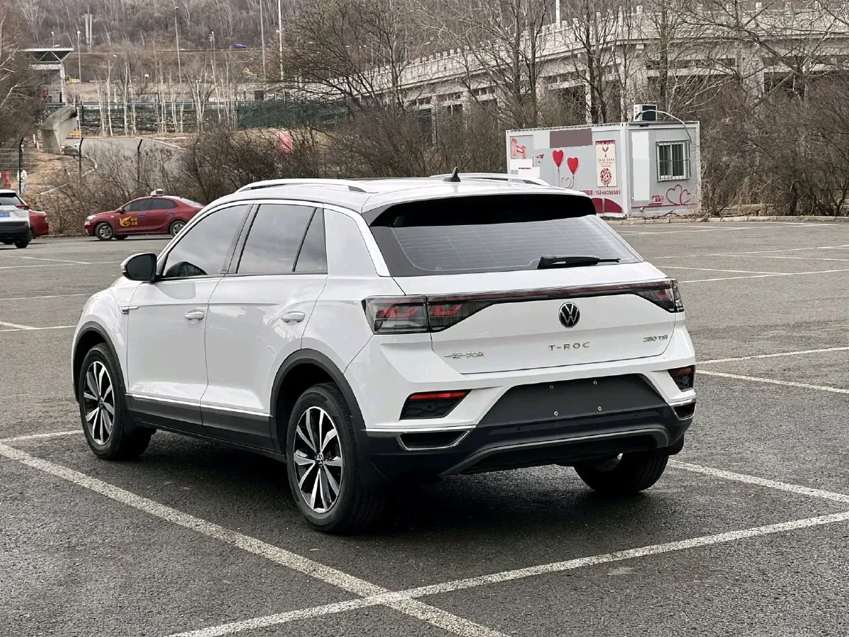 2023 Volkswagen T-Roc 1.4T 150HP L4 7DCT,autocango,china used car exporter,china ev exporter,chinese used car exporter,chinese used ev exporter