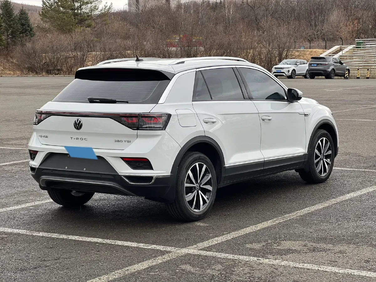 2023 Volkswagen T-Roc 1.4T 150HP L4 7DCT,autocango,china used car exporter,china ev exporter,chinese used car exporter,chinese used ev exporter