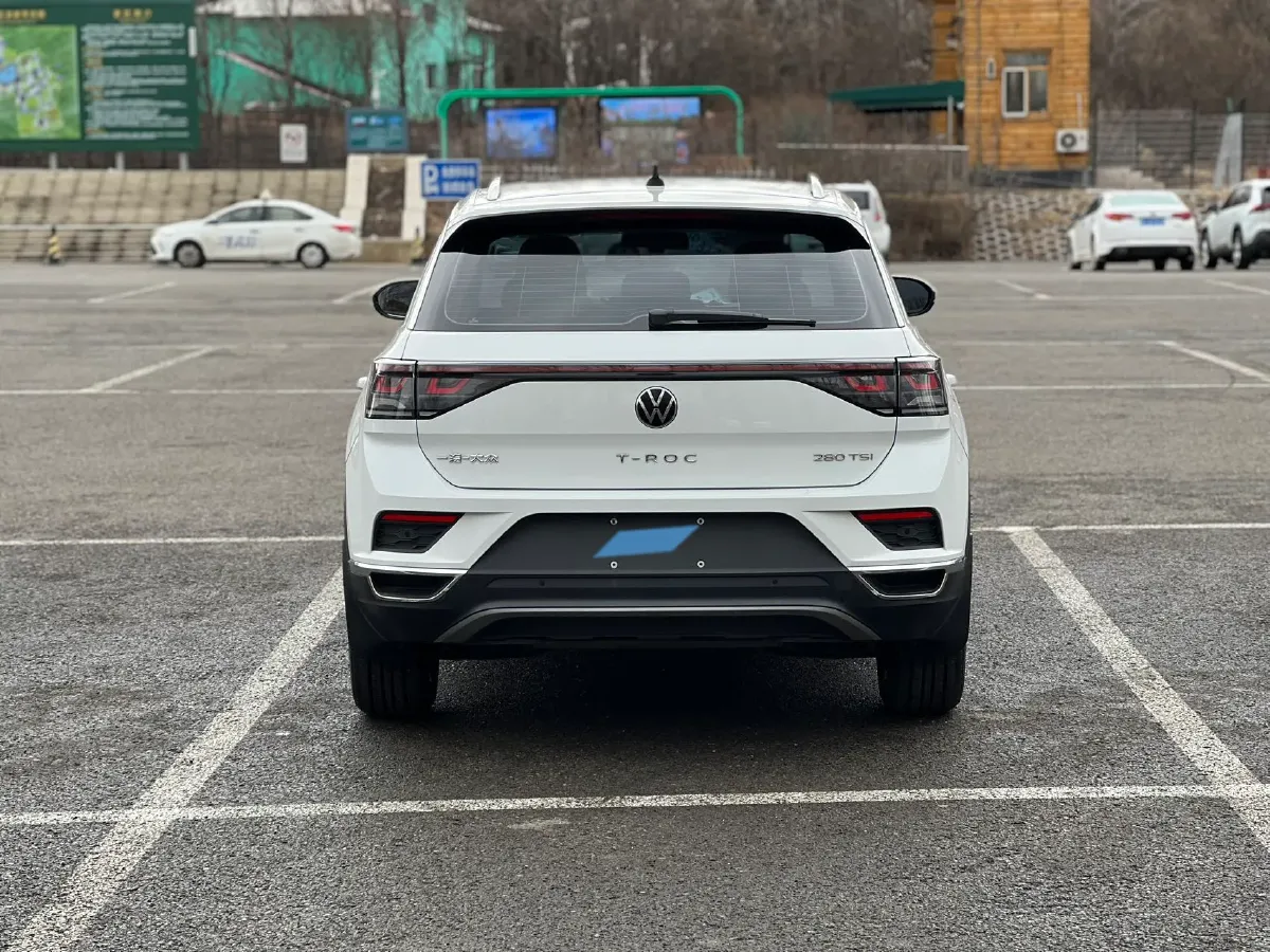 2023 Volkswagen T-Roc 1.4T 150HP L4 7DCT,autocango,china used car exporter,china ev exporter,chinese used car exporter,chinese used ev exporter